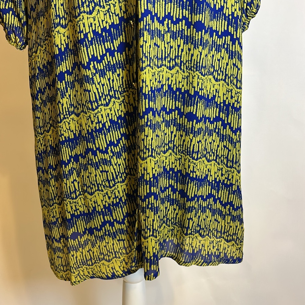 Shoshanna | Silk Chartreuse and Purple 3/4 Sleeve Shift Dress | Size 6 - Picture 9 of 17